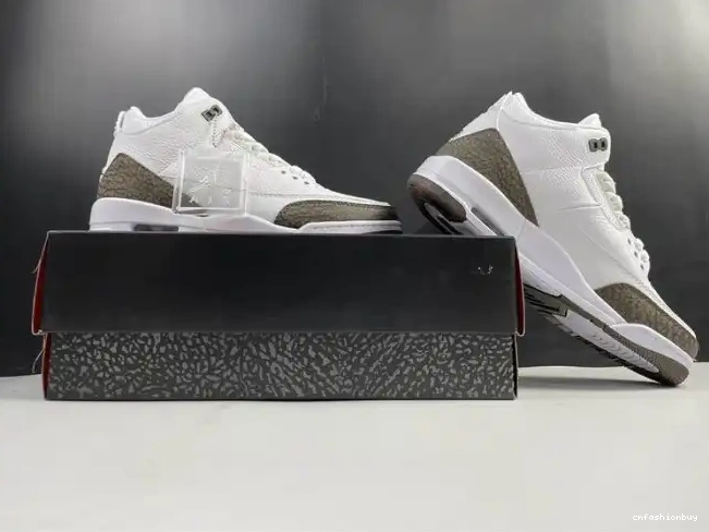 3 Jordan Retro Air (2018) 136064-122 Mocha 0603